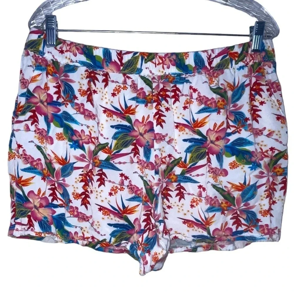Caribbean Joe Shorts White Floral Women’s Size 16 Hawaiian Summer Stretchy Comfy